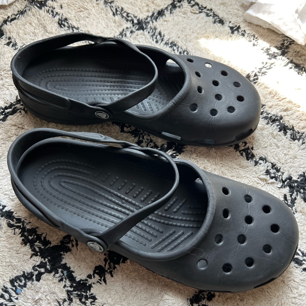 Crocs Women's Karin Clog Black Mary Jane Shoes Size 9